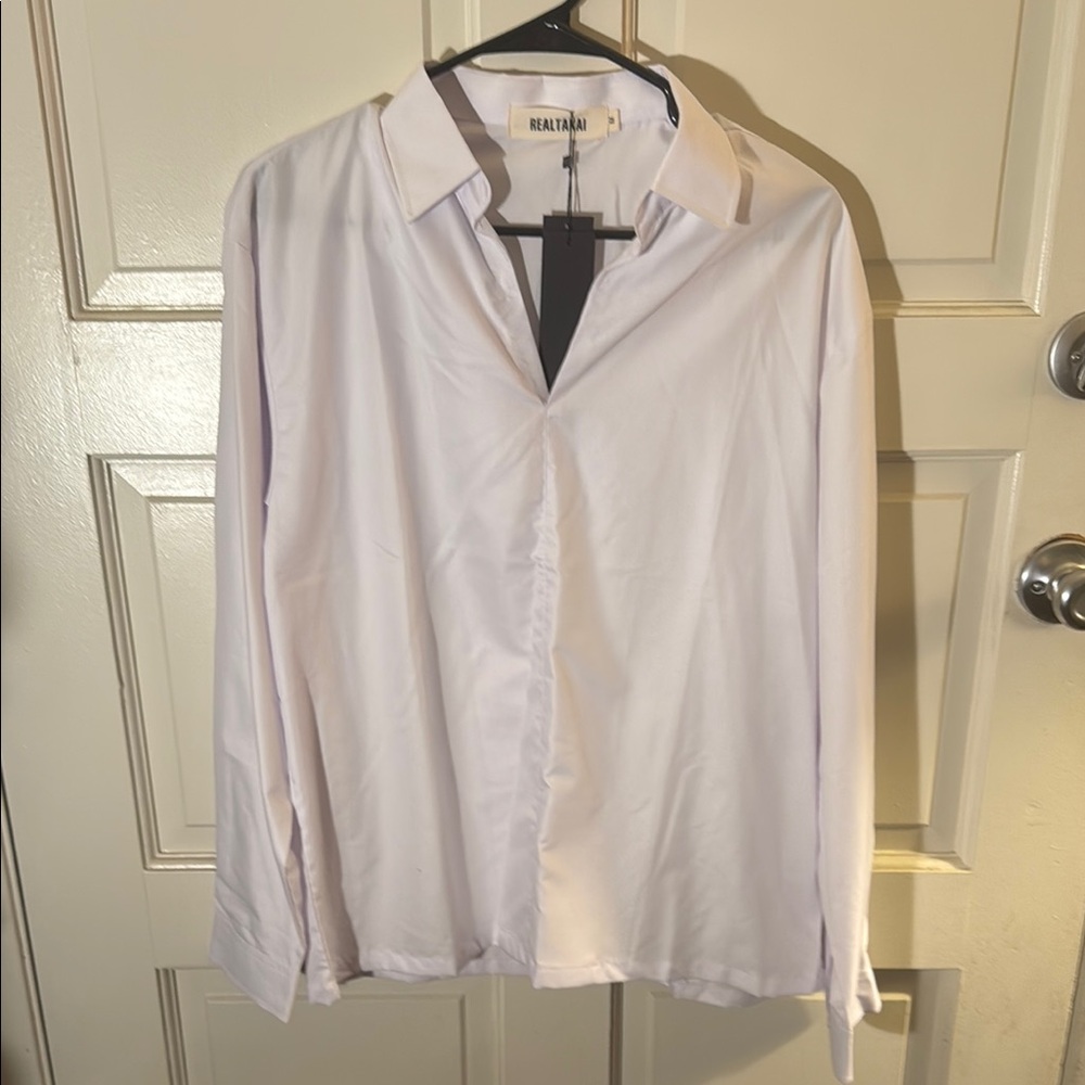 Realtakai White Men's Shirt size Medium